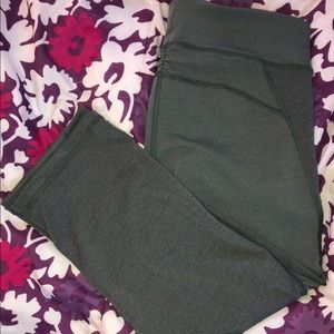 Army Green Cropped Leggings